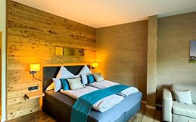 Veenland Hotel